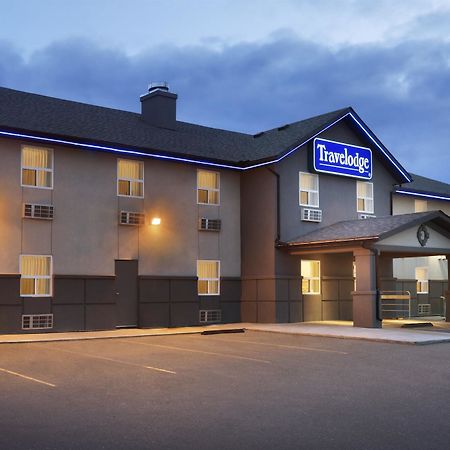 Travelodge By Wyndham Kindersley Luaran gambar